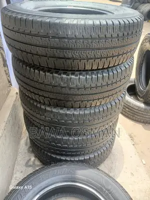 Michelin 225/75/16