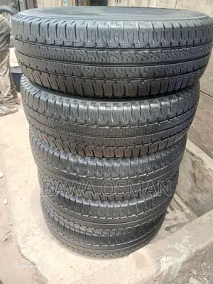 Michelin 225/75/16