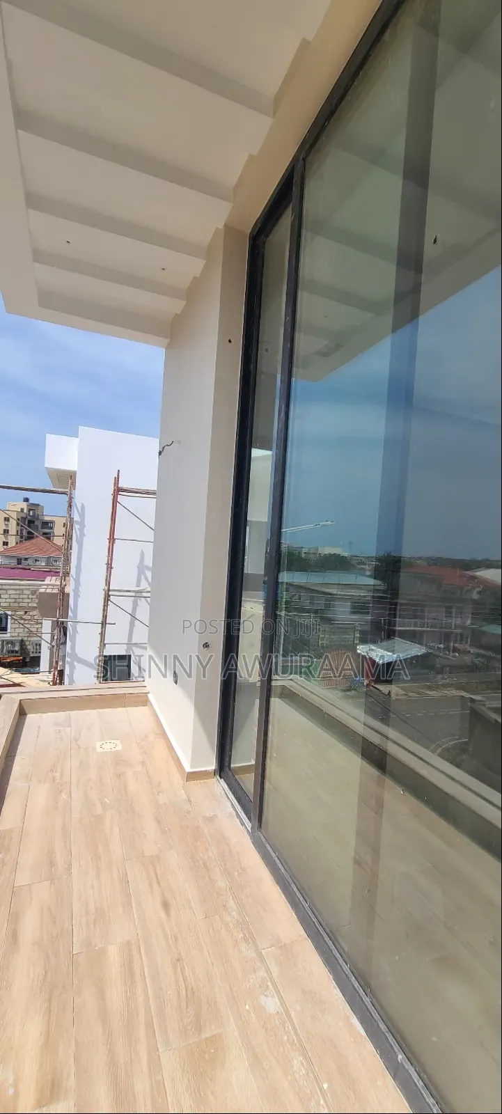 4bdrm House in Dzorwulu for sale