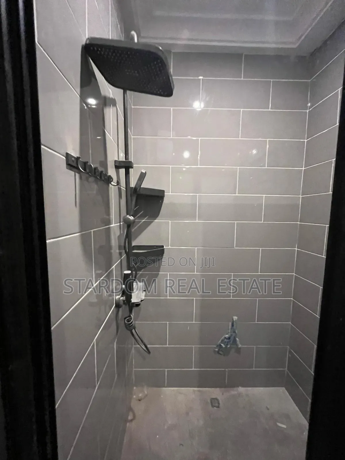 1bdrm Apartment in Adjiriganor for rent