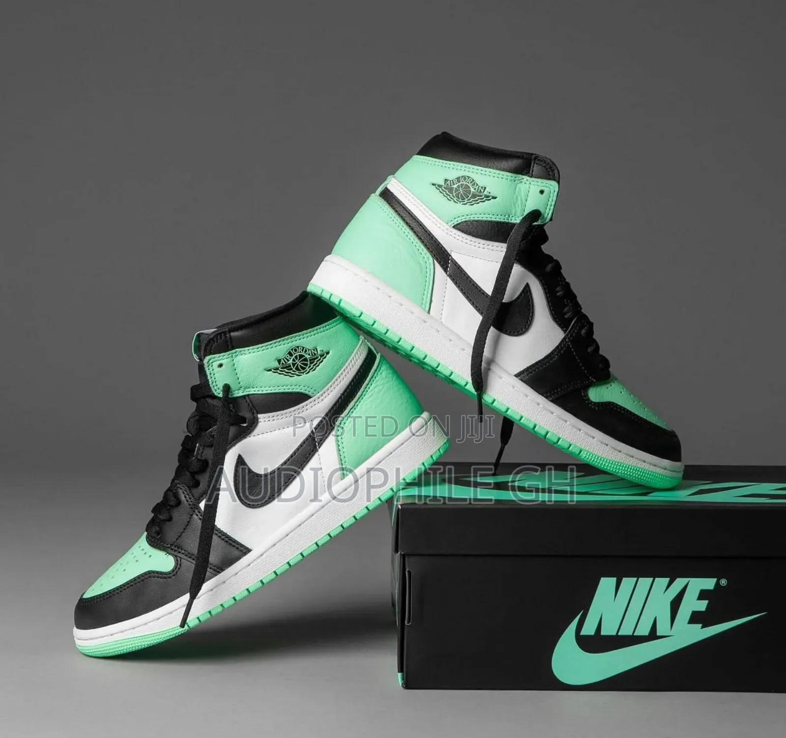 Air Jordan 1 Retro High Og Green Glow Sneakers