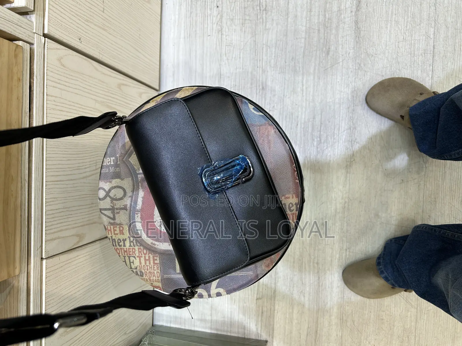 Marc Jacobs Crossbody/ Side Bag
