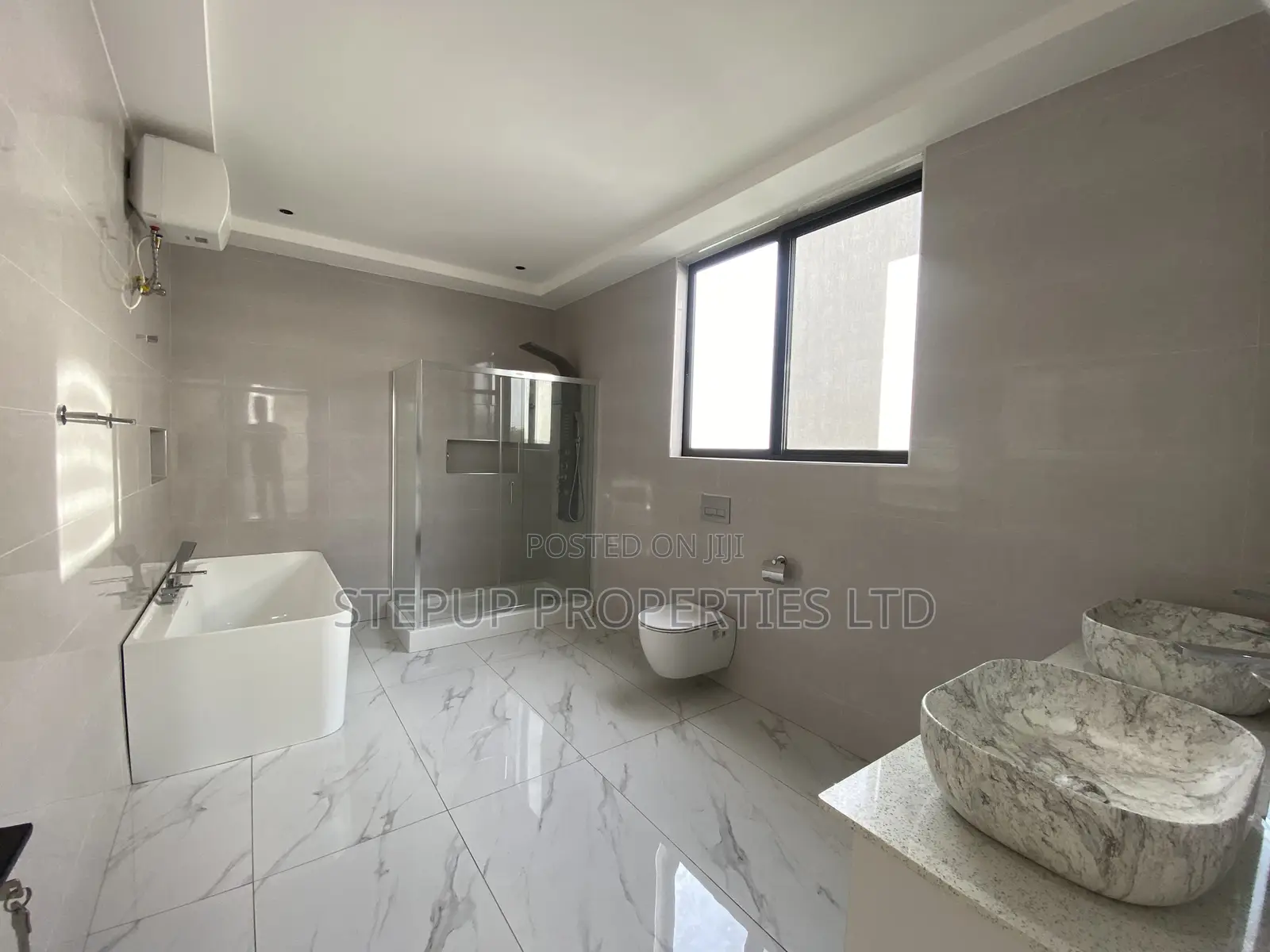 4bdrm House in Ogbojo, East Legon for sale