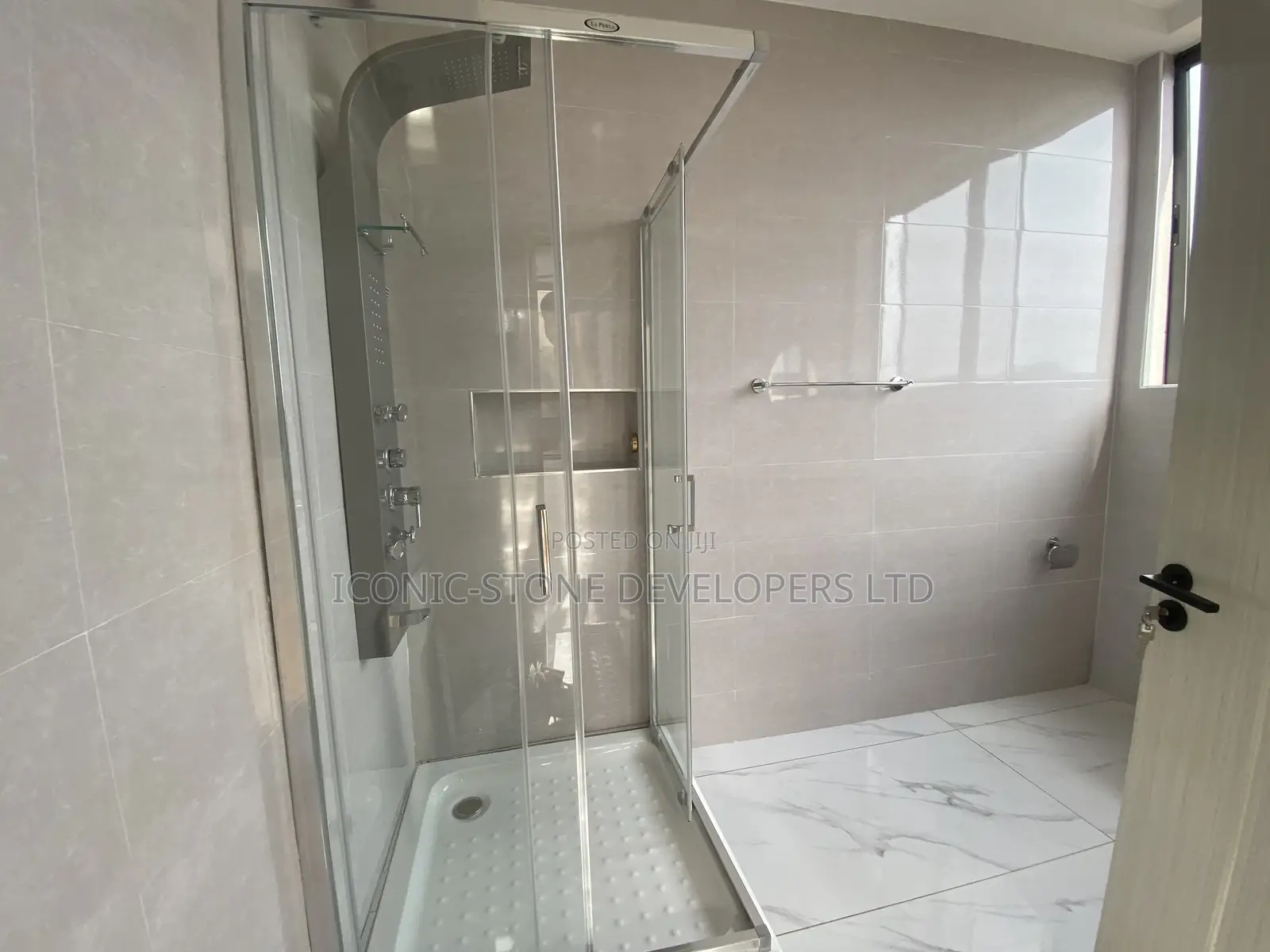 4bdrm House in Ogbojo, East Legon for sale