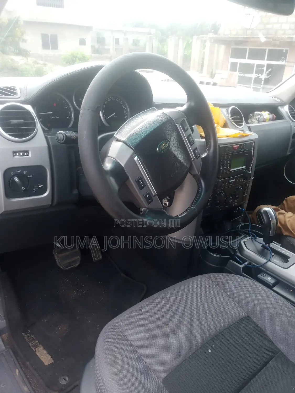 Land Rover Discovery 2010 Silver