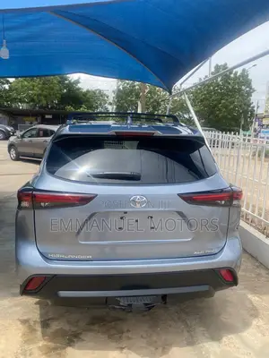 Toyota Highlander XLE AWD 2023 Gray