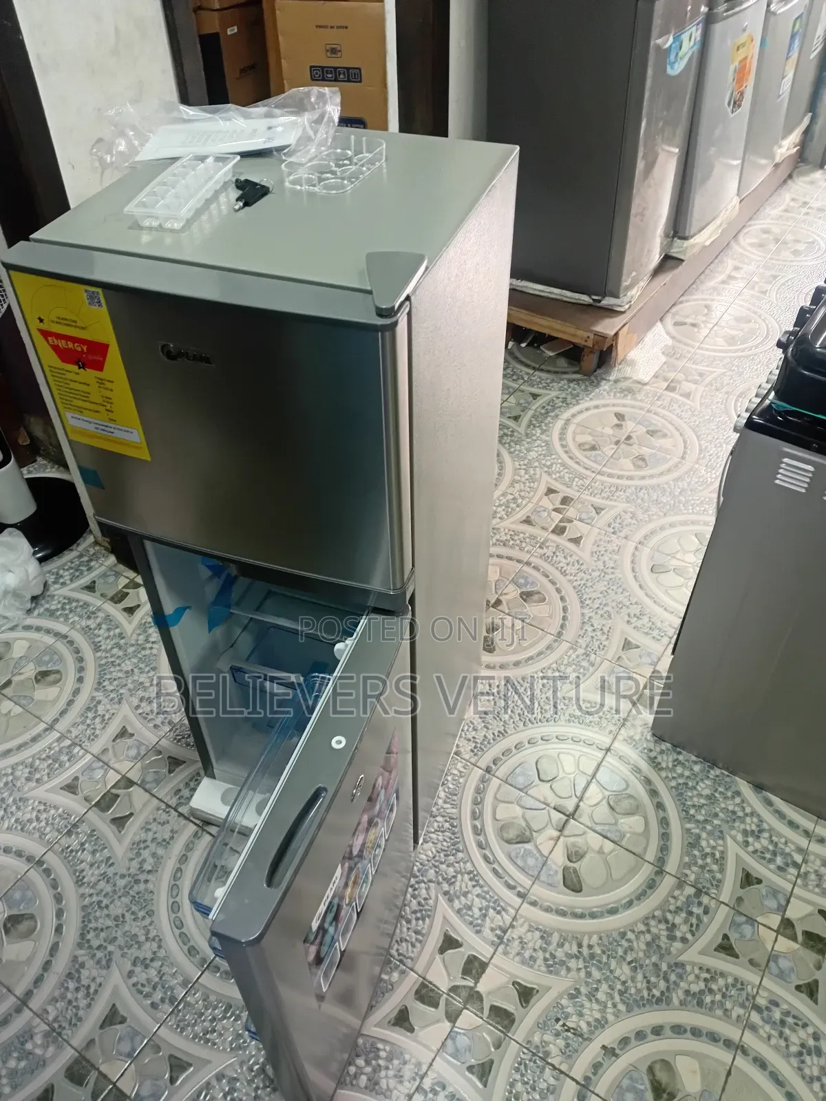 Child Preventive Fridge 108l Pearl Pearl Fridge
