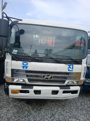 Trucks Trailers