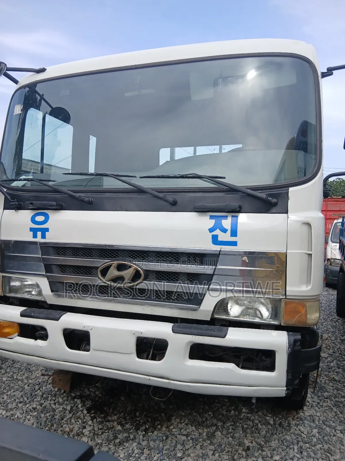 Trucks Trailers