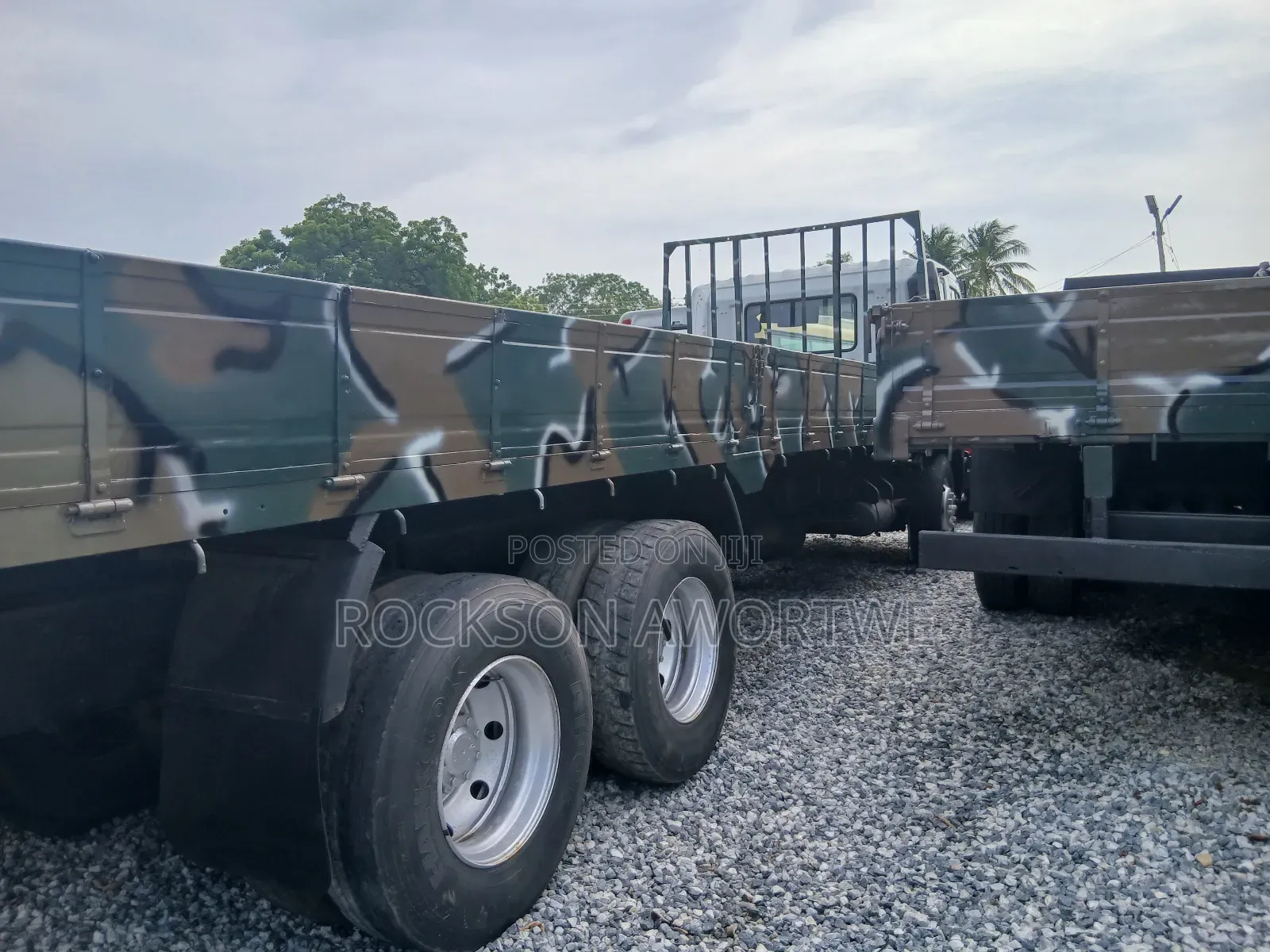 Trucks Trailers