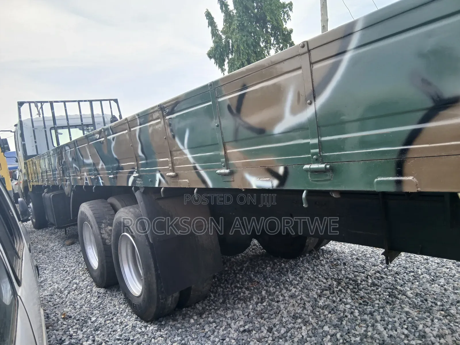 Trucks Trailers
