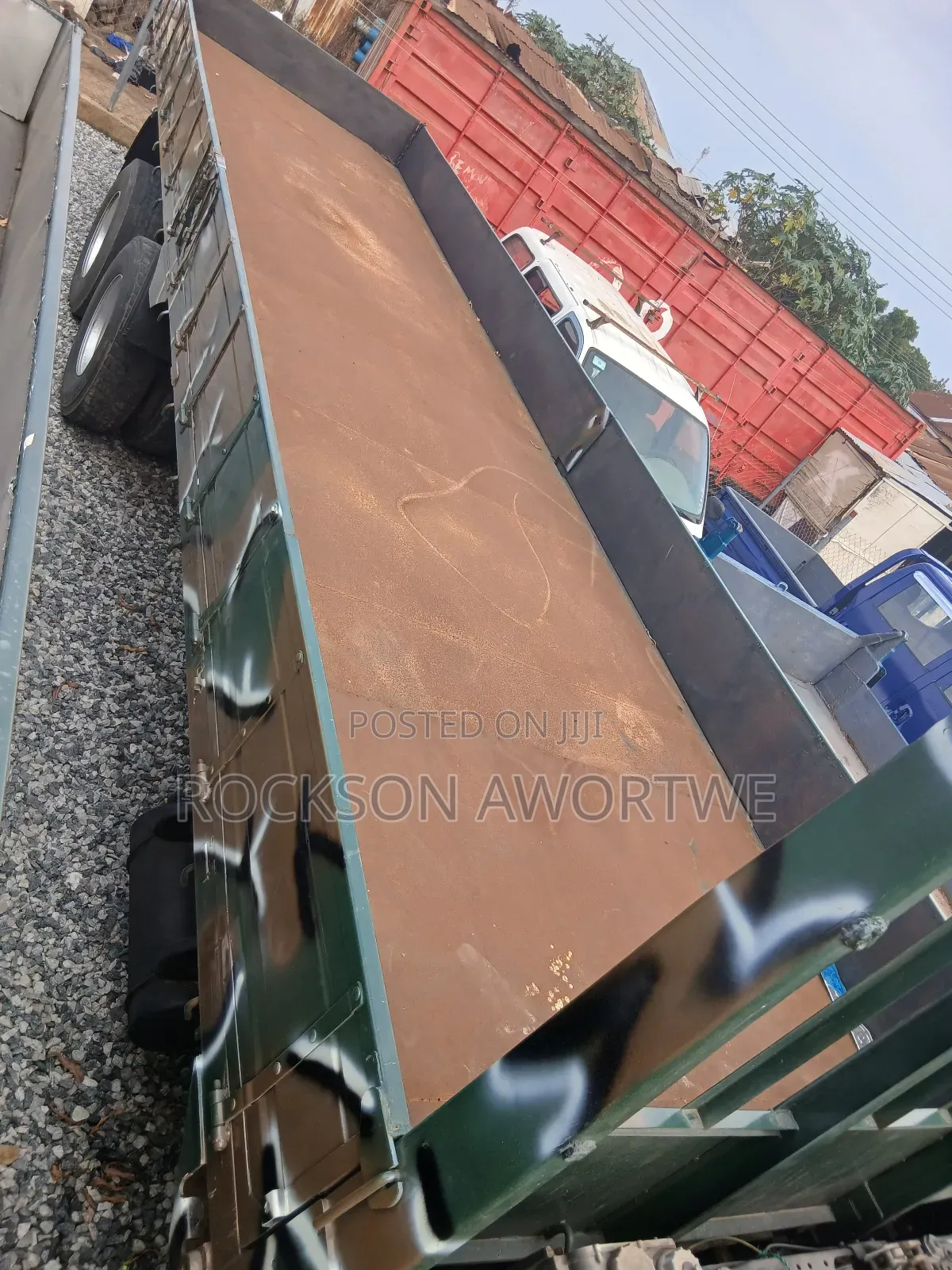 Trucks Trailers