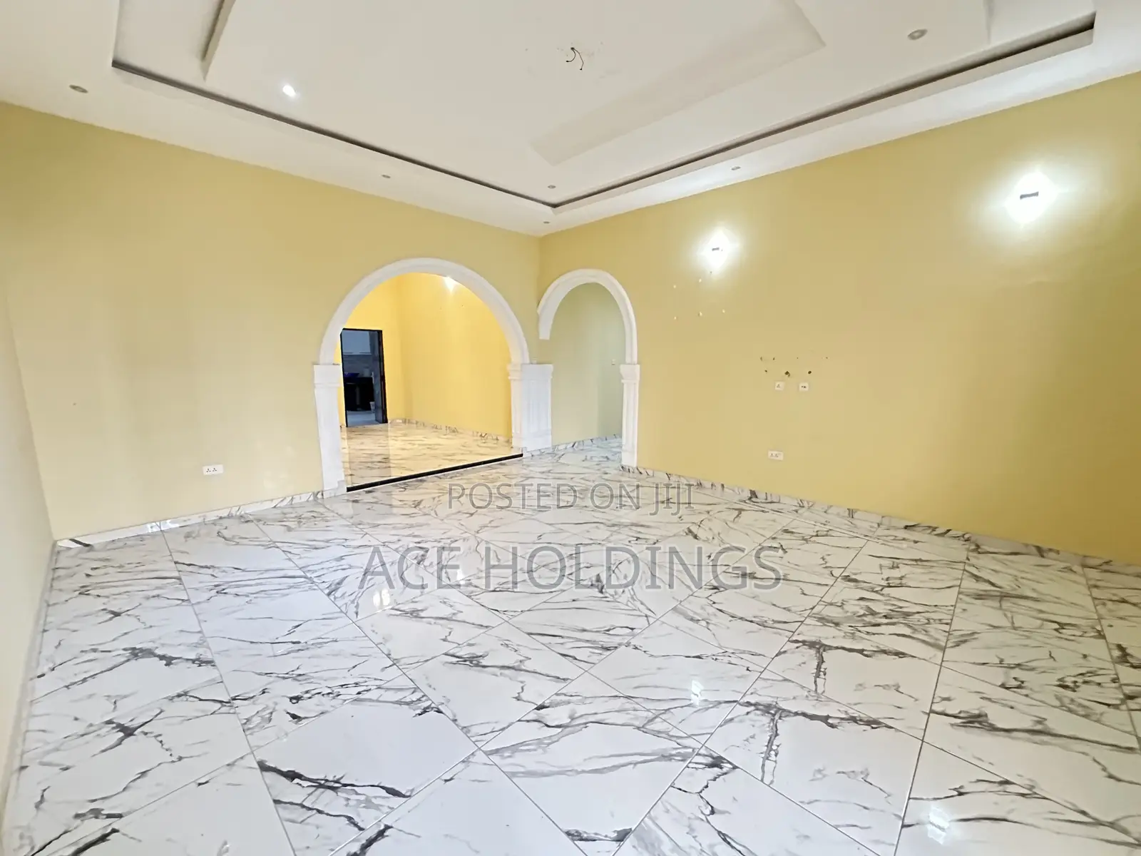 2bdrm Apartment in West Trasacco, East Legon for rent