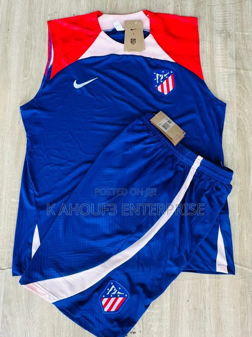 Sleeveless Top and Down for Your Favorite Teams