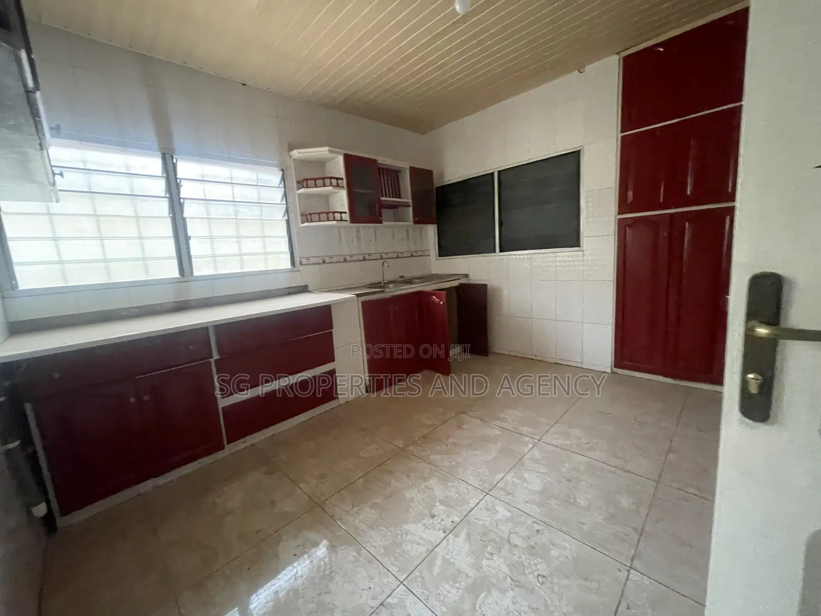 3bdrm House in Coastal, Spintex for rent
