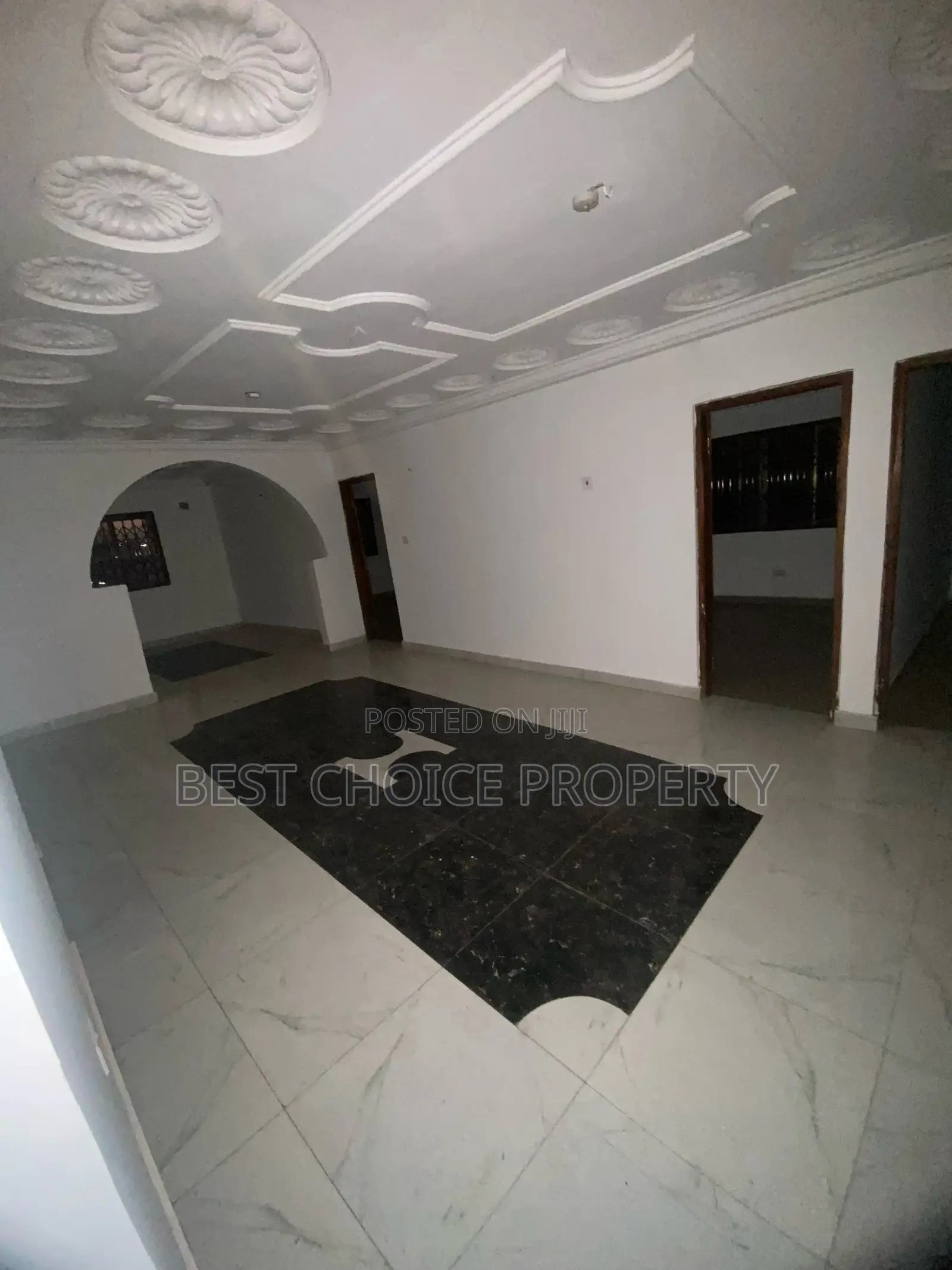 3bdrm Apartment in Lakeside Community 1 for rent