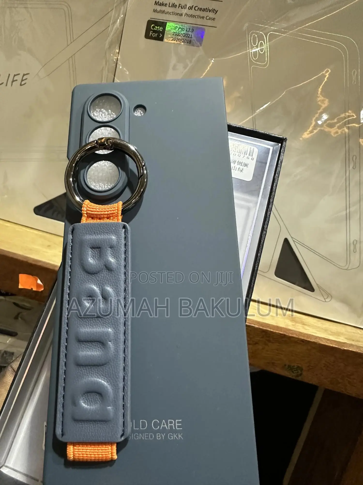 Samsung Galaxy Z Fold 6 Ultra -Thin Case With Band Holder