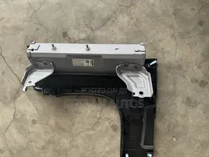 -2024 Honda Cr-v  Left Side Driver Knee Lower Air Bag