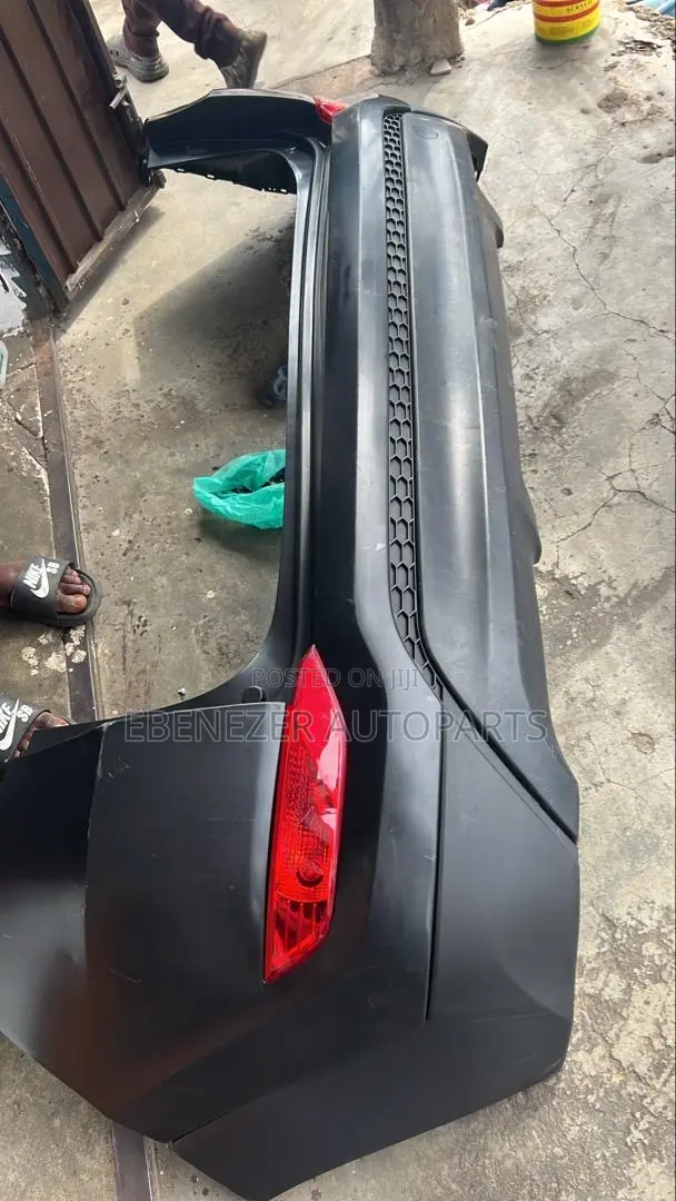 Hyundai Tucson Rear Bumper Complete 2017 2018