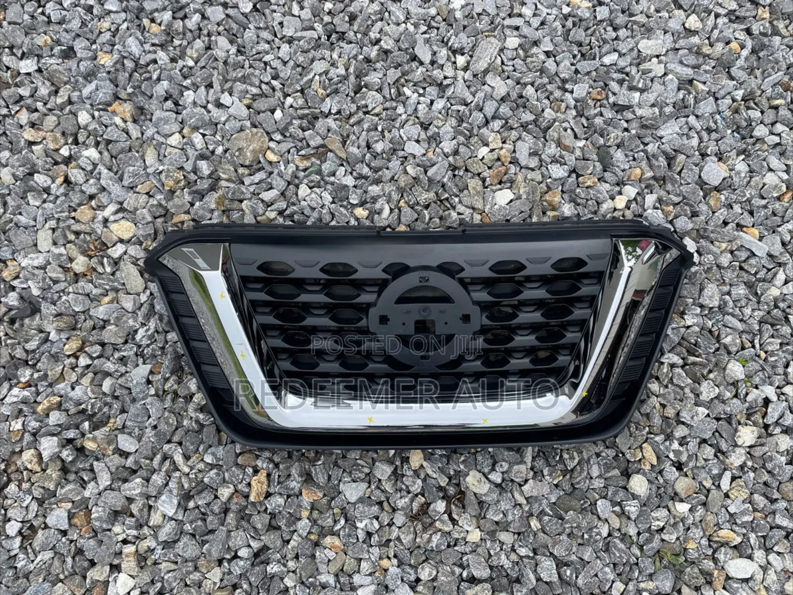 Nissan Kicks Grill 2016-2019/Kicks Front Shells 2016-2019