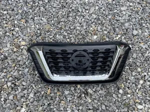 Nissan Kicks Grill 2016-2019/Kicks Front Shells 2016-2019