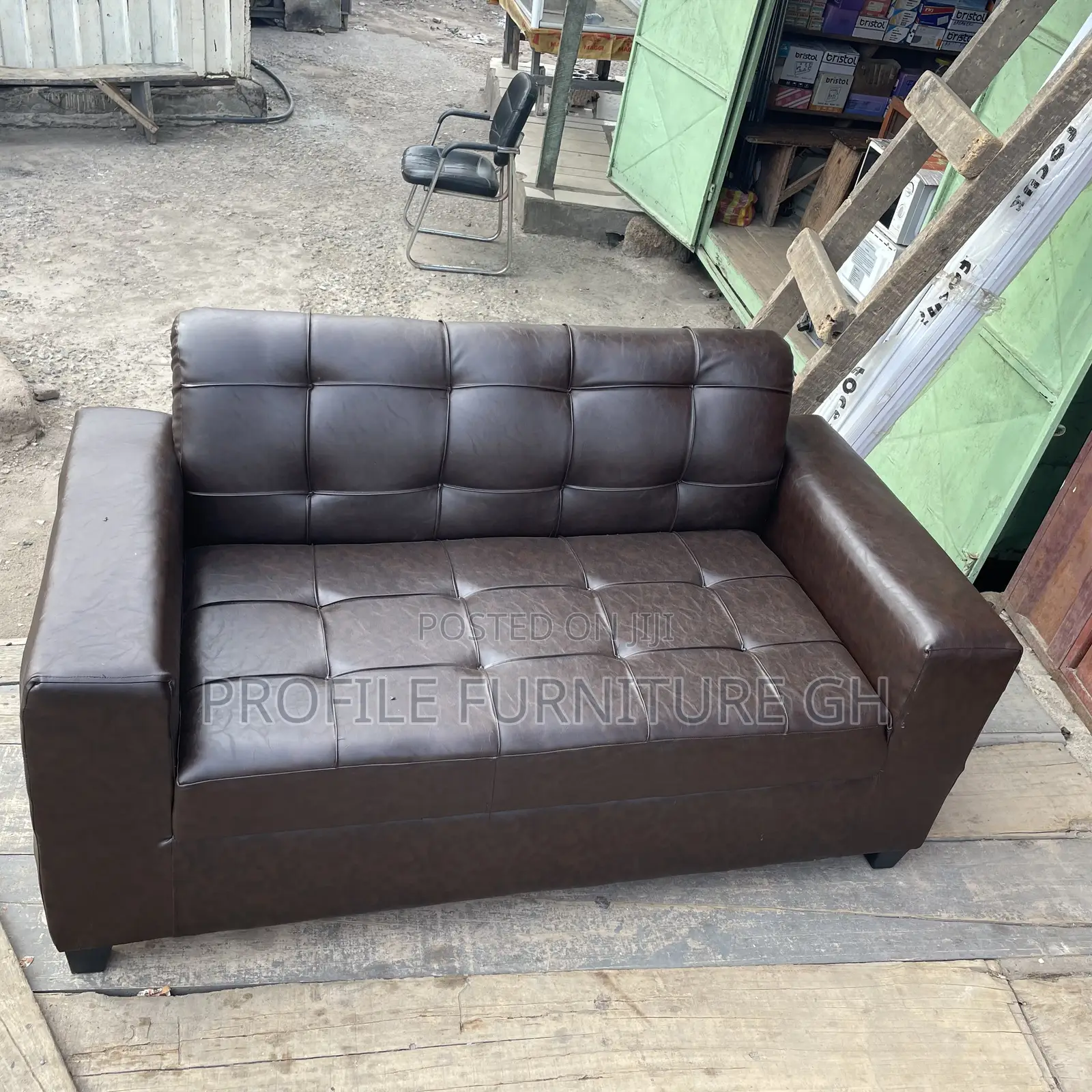 2in1 Sofa Made With Solid Leather And Foam//  Durable And Luxurious