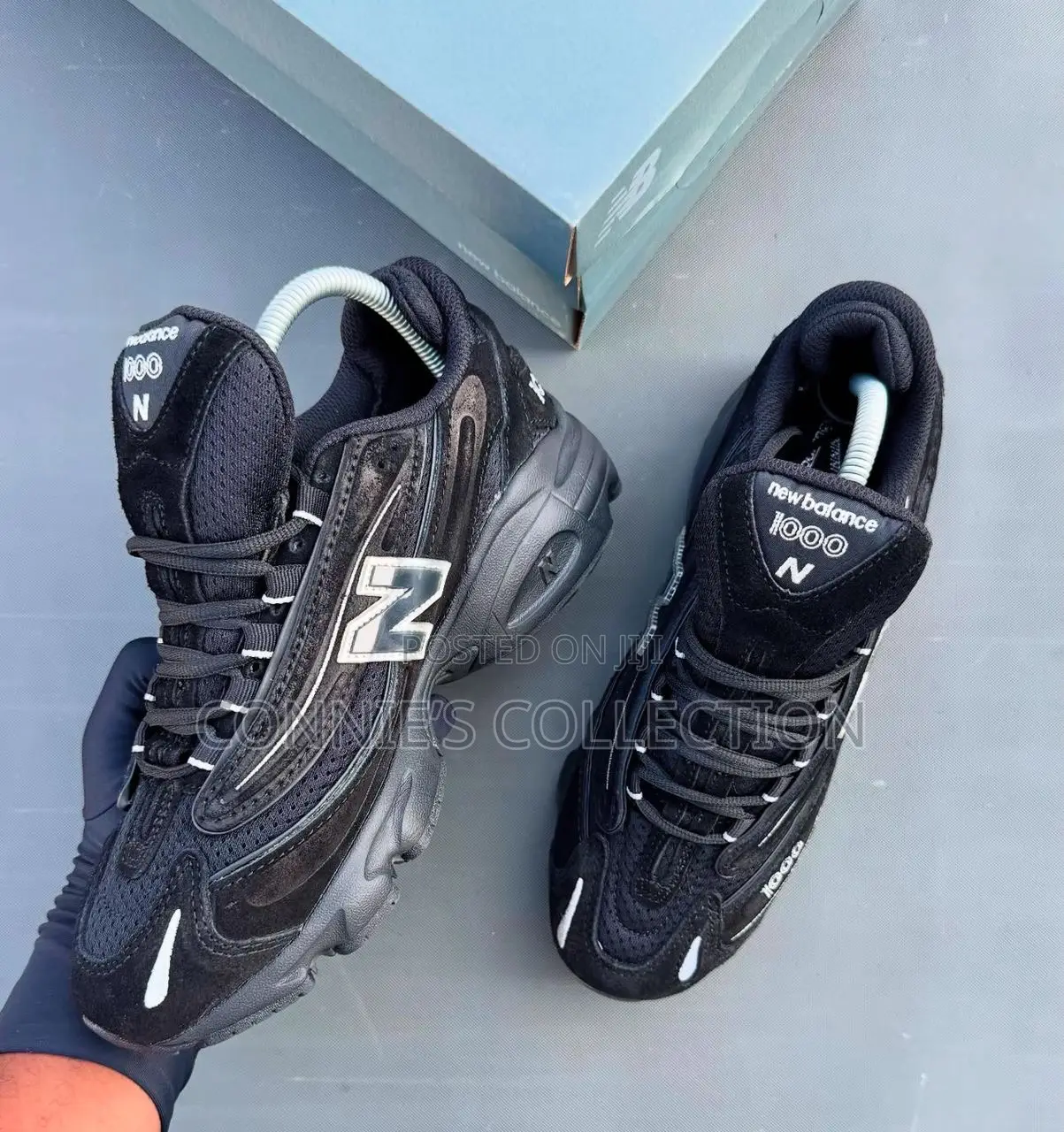 New Balance 1000