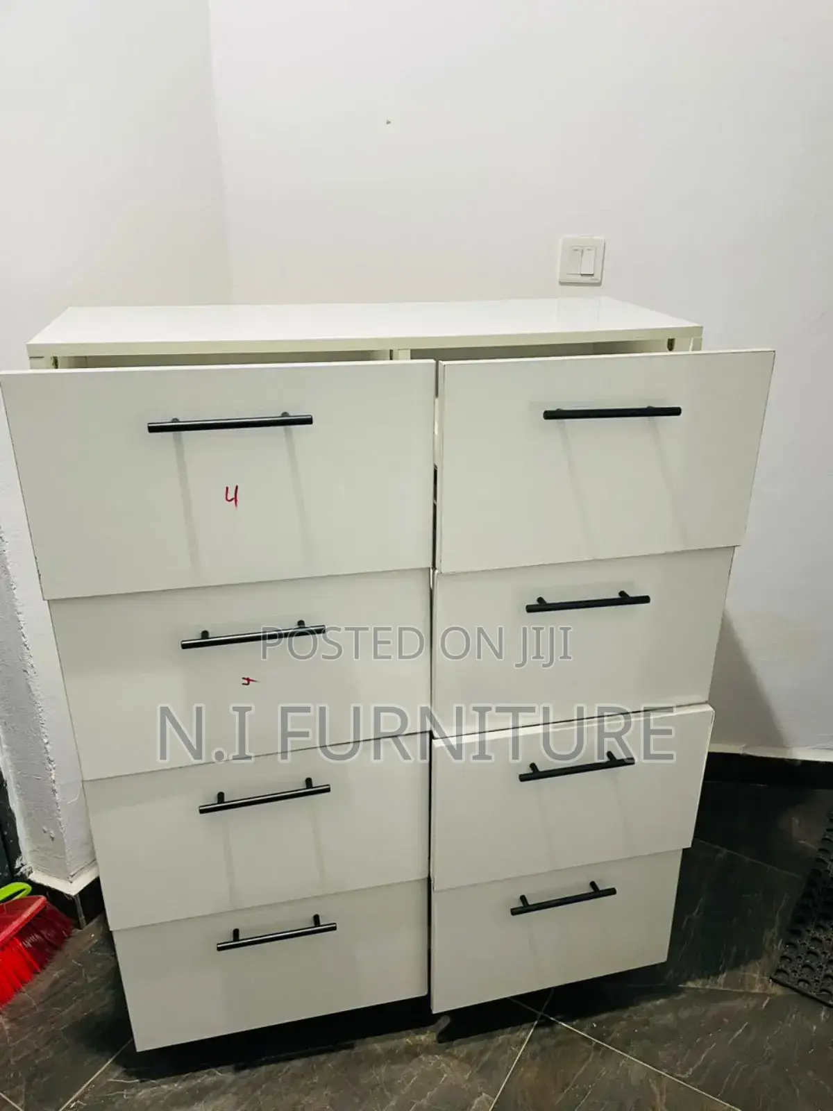Chest Drawer