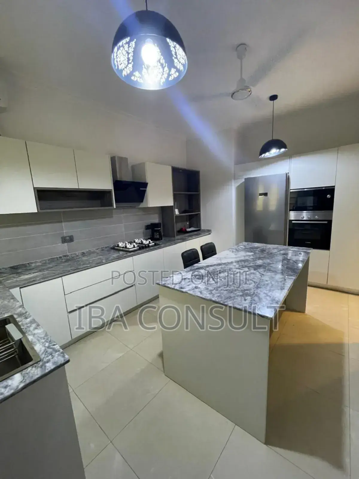 3 and 4bdrm House in East Airport for Sale