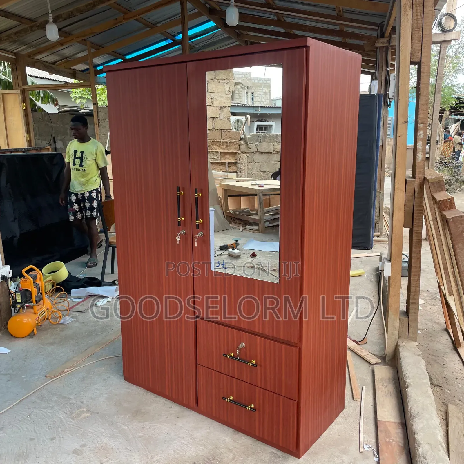 Wardrobes With Free Delivery
