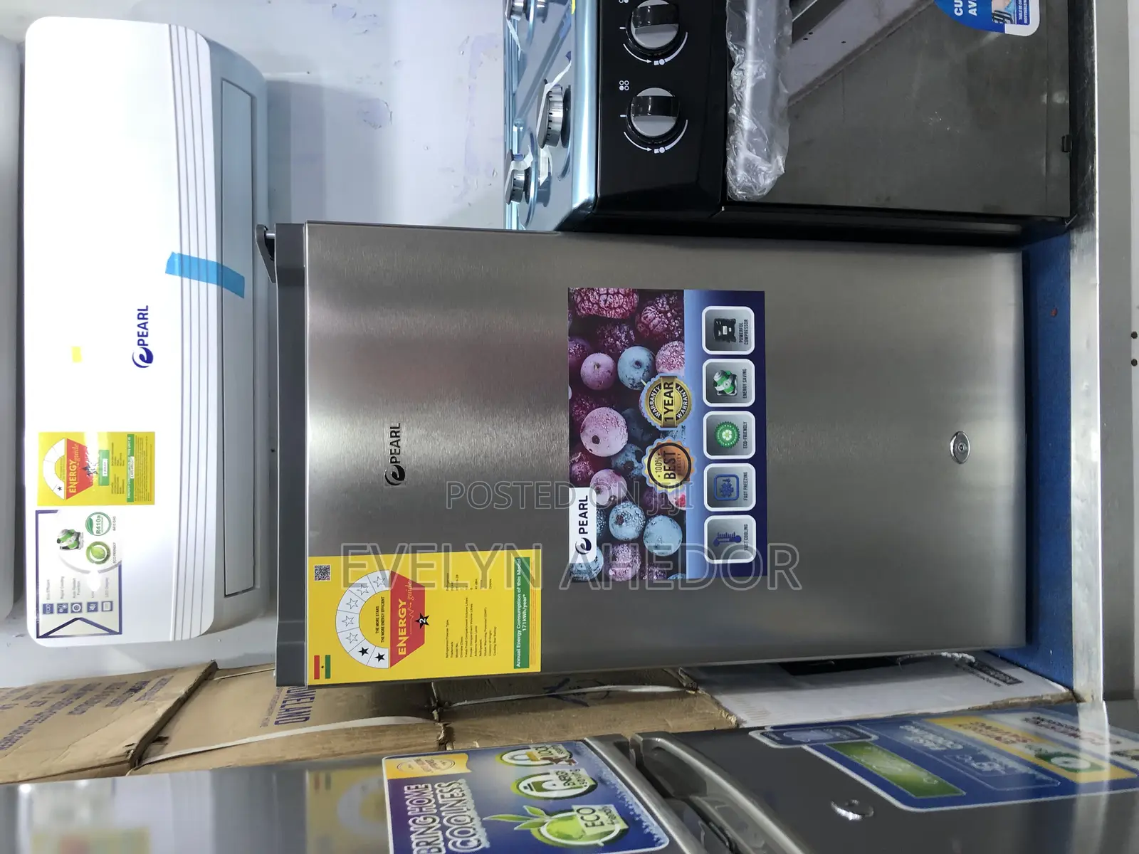 Affordable Pearl Table Top Fridge With Top Freezer 91 Li