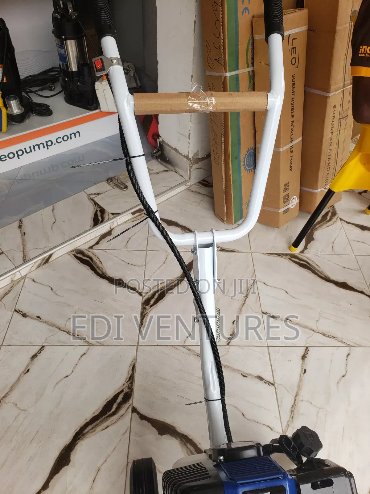 Wadfow Hand Push Gasoline Grass Trimmer Bush Cutter