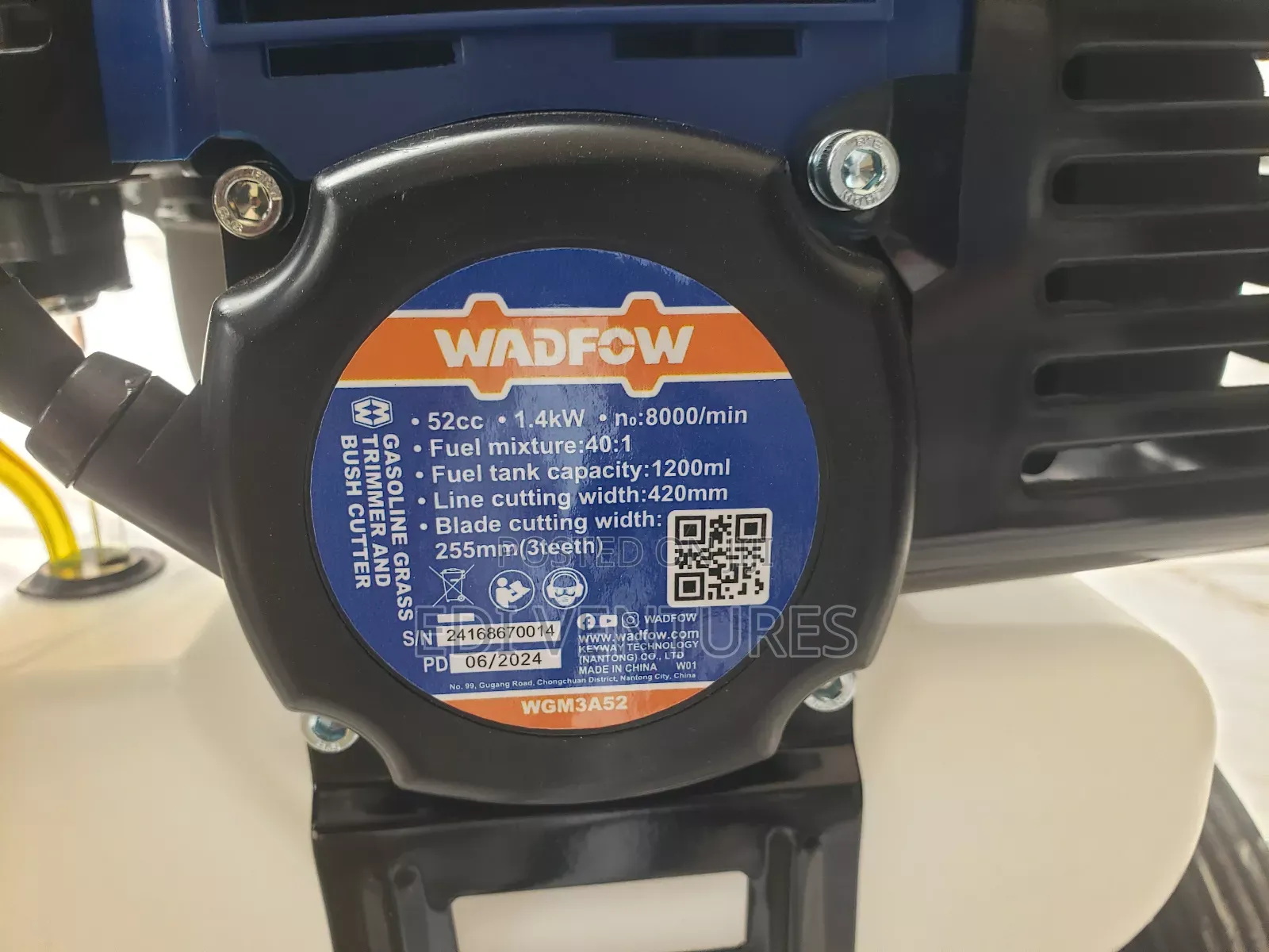 Wadfow Hand Push Gasoline Grass Trimmer Bush Cutter