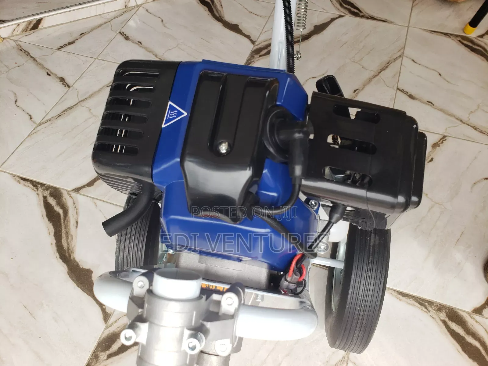 Wadfow Hand Push Gasoline Grass Trimmer Bush Cutter