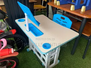 Kid's Study Desk and Chair