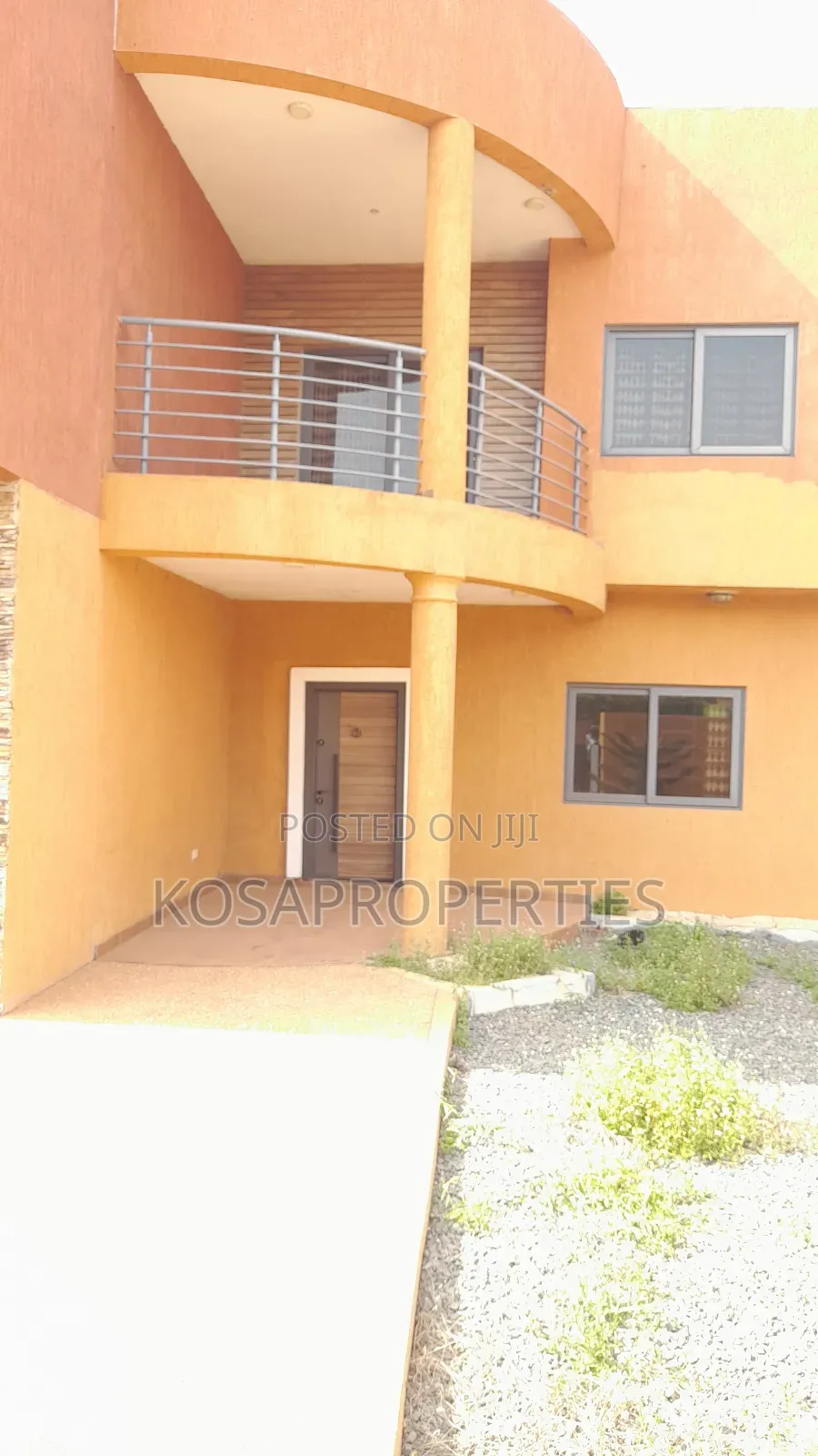 5bdrm House in Adenta Foster Homes for sale