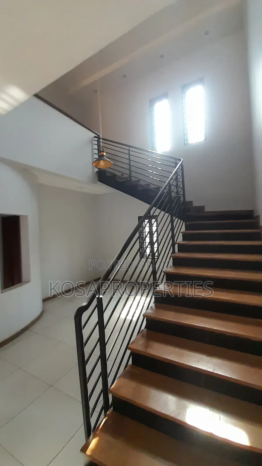 5bdrm House in Adenta Foster Homes for sale