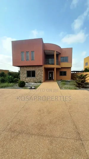 5bdrm House in Adenta Foster Homes for sale