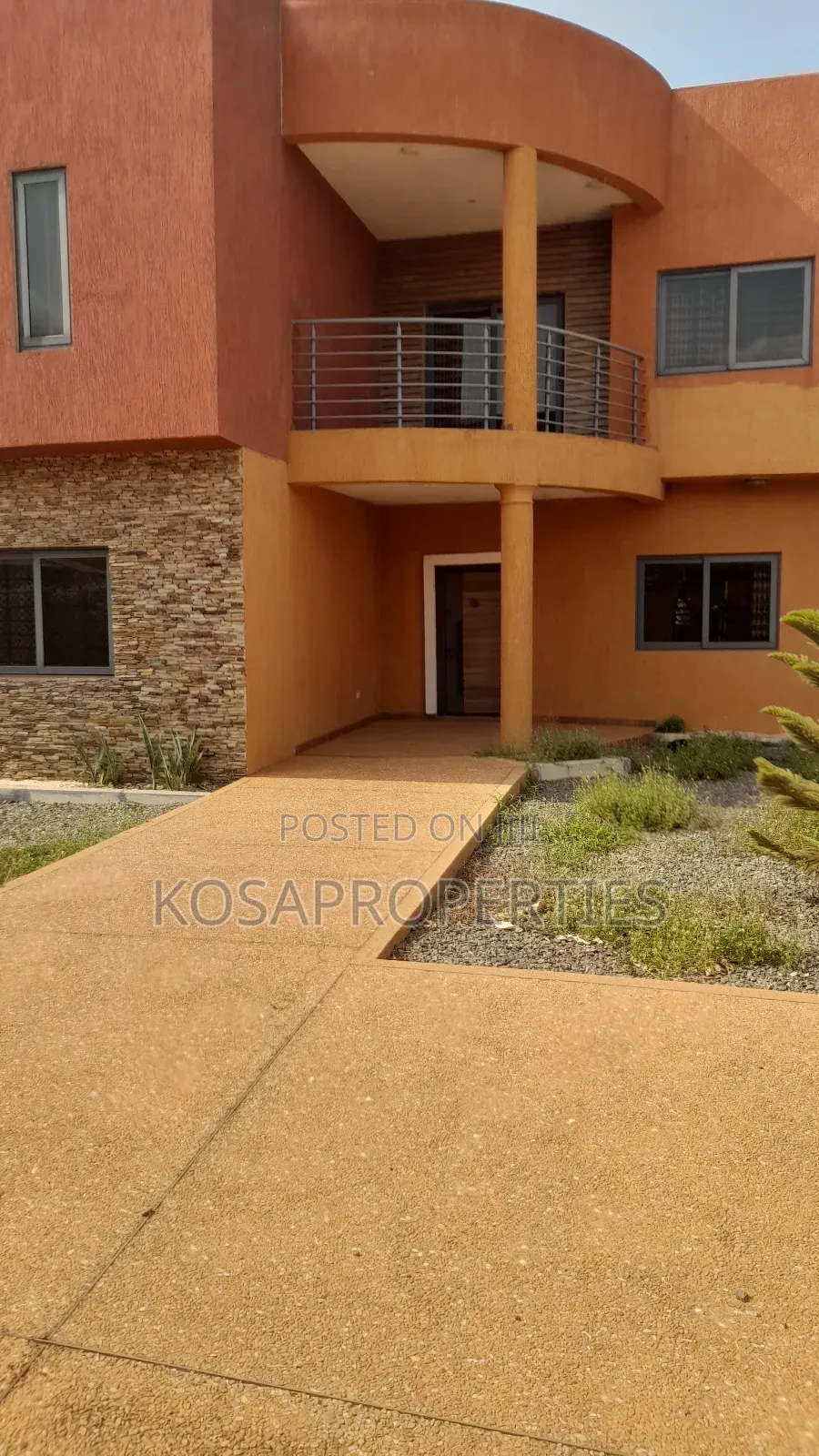 5bdrm House in Adenta Foster Homes for sale