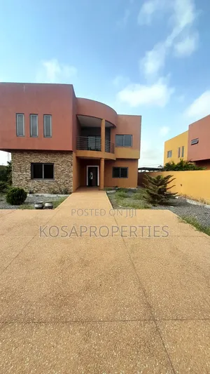 5bdrm House in Adenta Foster Homes for sale
