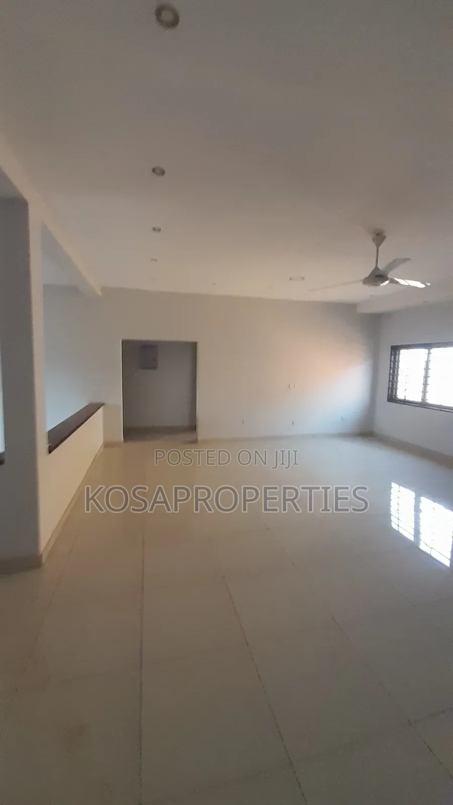 5bdrm House in Adenta Foster Homes for sale