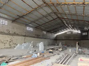 600sqm Warehouse at Sapeiman for Rent