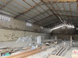 600sqm Warehouse at Sapeiman for Rent