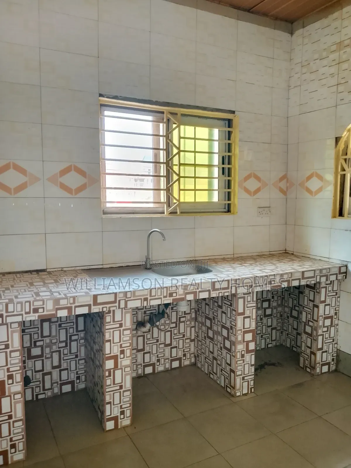 1bdrm Apartment in Hfc Estate Area, Spintex for rent