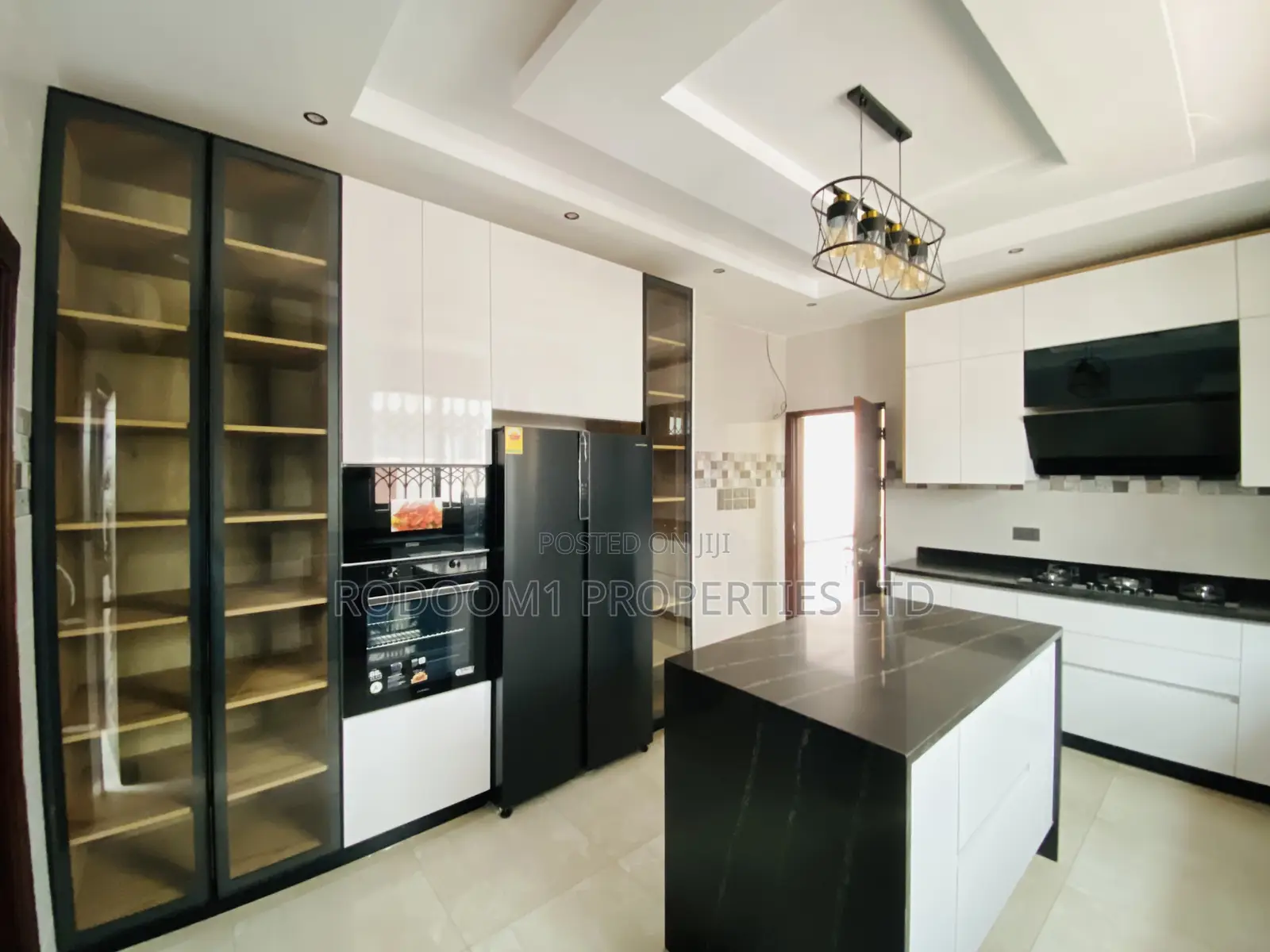 7bdrm House in East Legon Ogbojo for sale