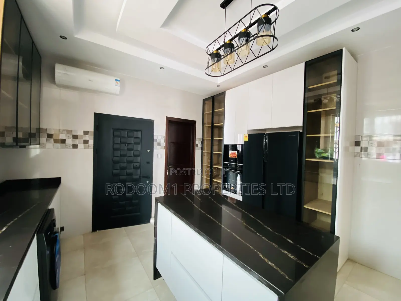 7bdrm House in East Legon Ogbojo for sale