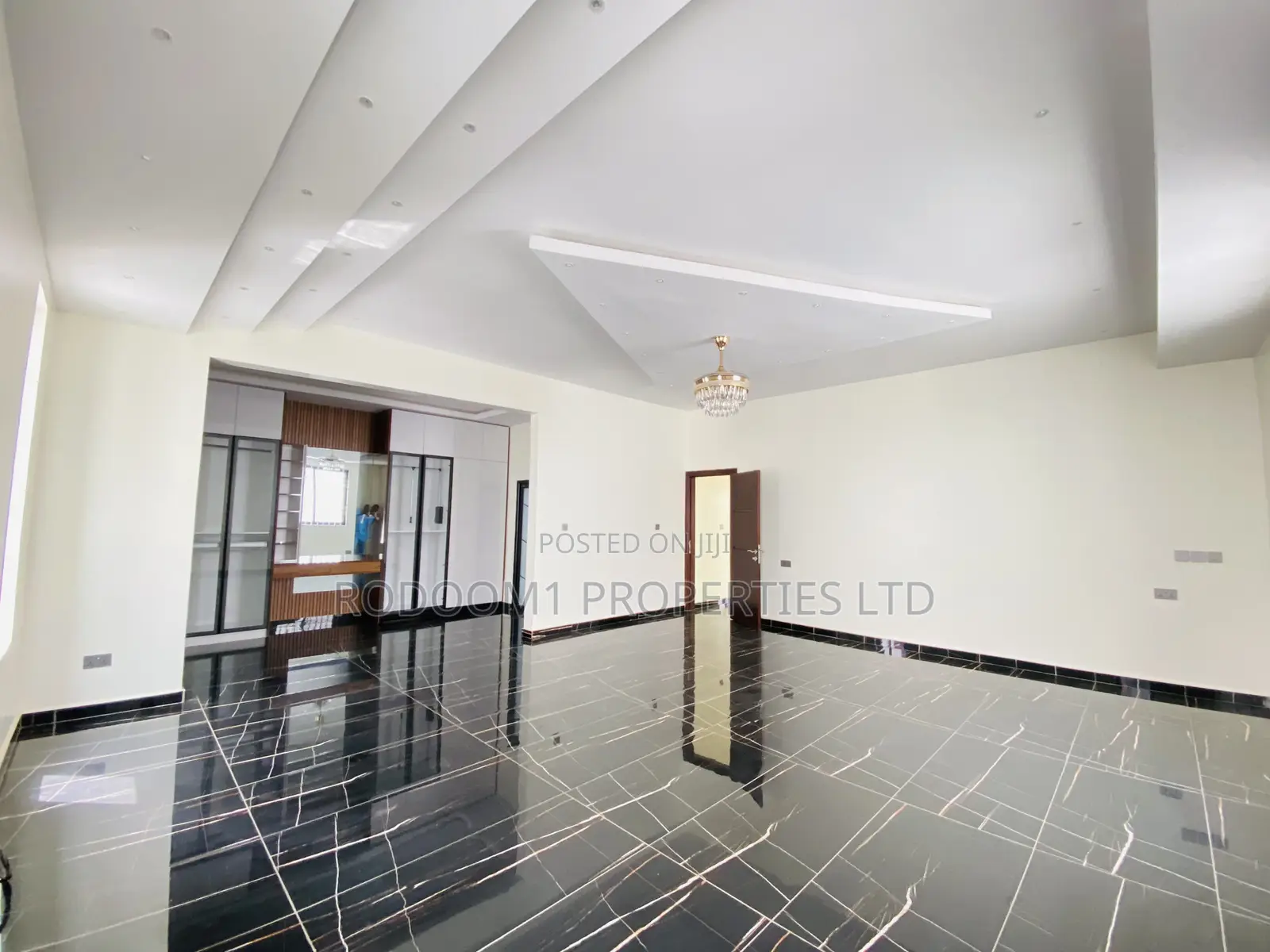 7bdrm House in East Legon Ogbojo for sale