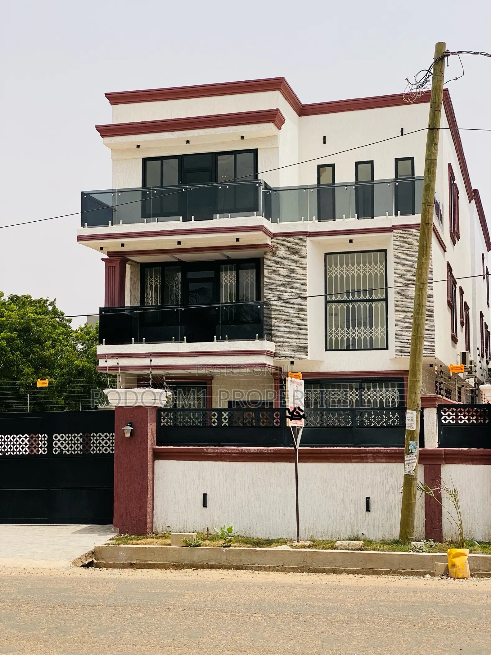 7bdrm House in East Legon Ogbojo for sale