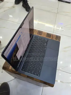 Laptop Apple MacBook Air 24GB Apple M2 SSD 2T