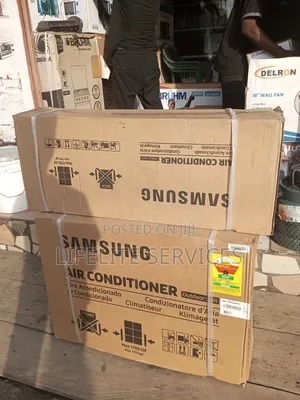 1.5 Samsung Split Air Condition (Free Wall Bracket)